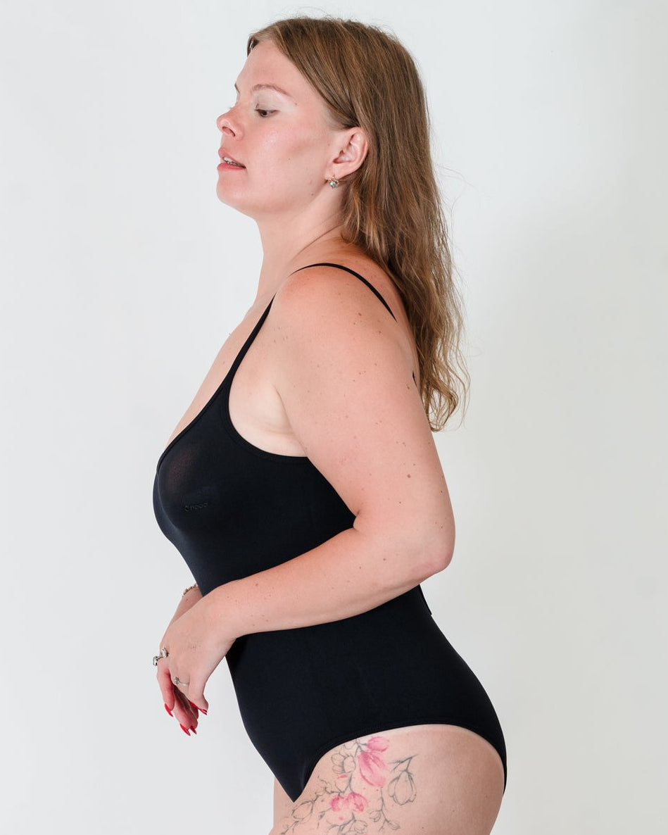 Vela strappy body suit