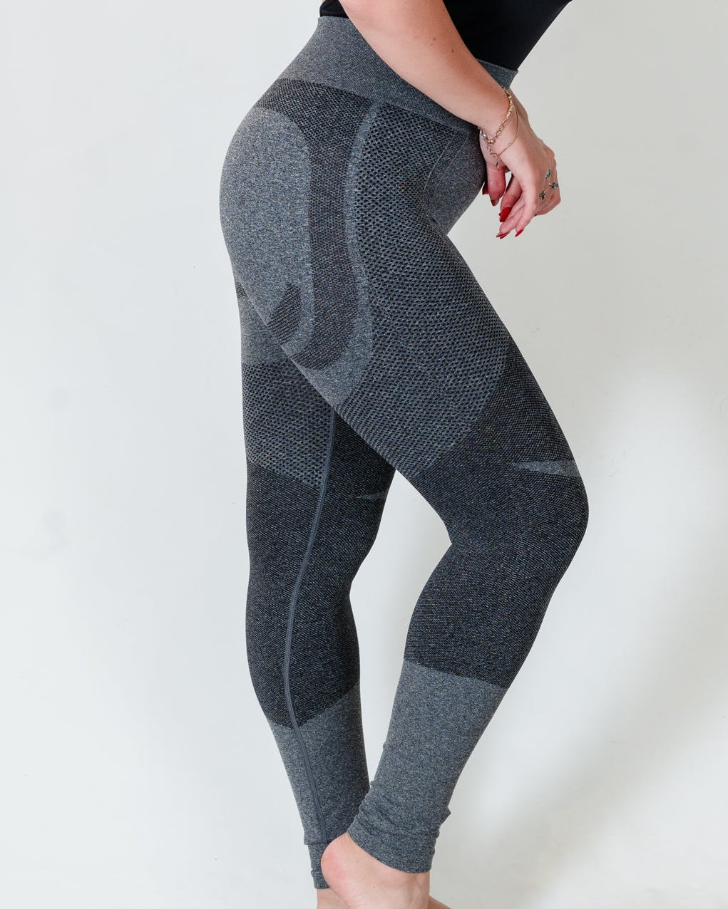 Engineered knit legging