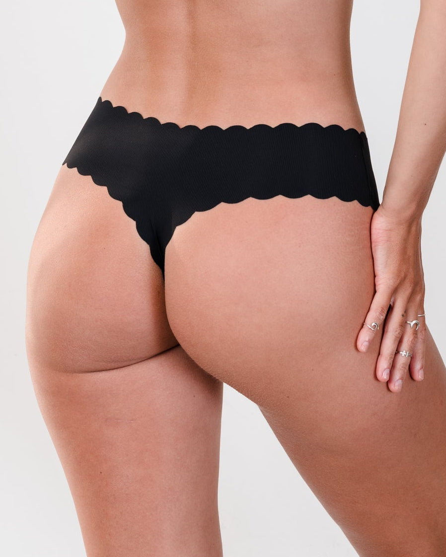 The Scallop edit Bikini