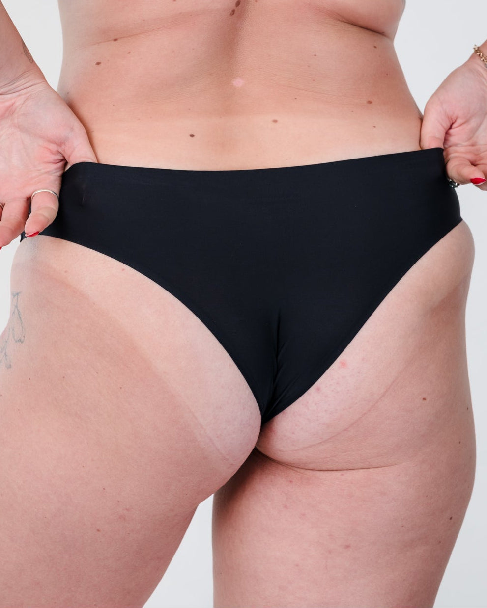 Silk cut panty